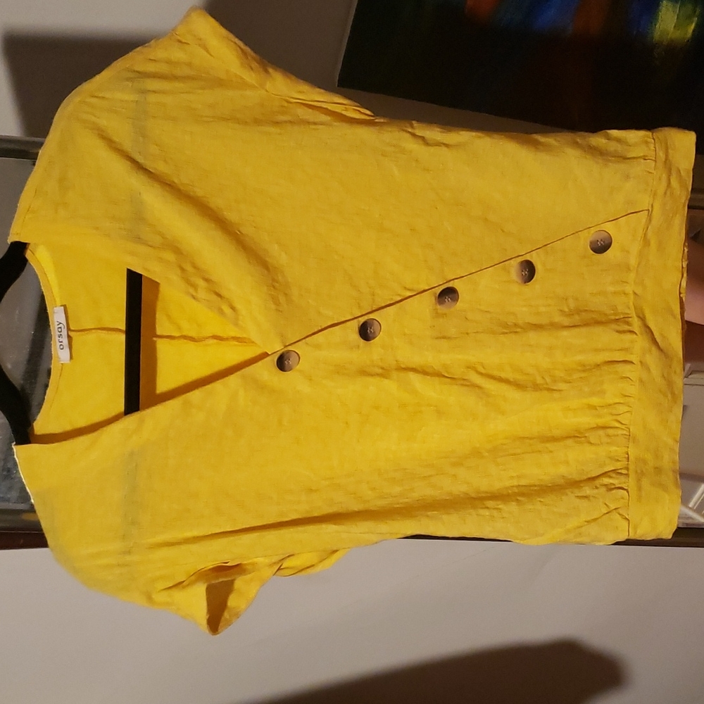 Asymmetrical button design pullover short sleeve blouse textured fabric design